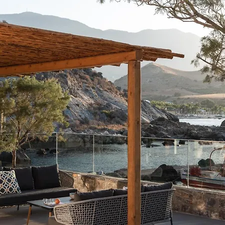 Villa Isla House, A Timeless Retreat, By Thinkvilla Damnoni